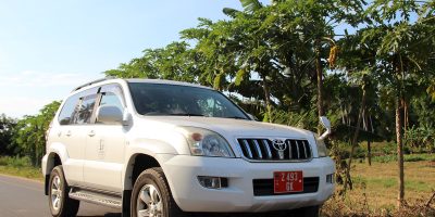 Gallery-Tours-Vehicle-Land-Cruiser-Prado-3